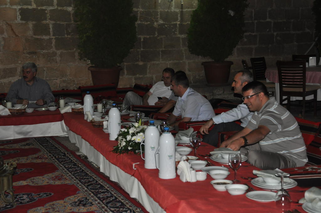 Cevahir Konuk Evi Hotel Sanlıurfa Buitenkant foto
